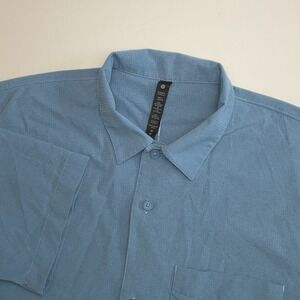 Lululemon Airing Easy Camp Collar Shirt Mens Medium Blue Short Sleeve Stretch